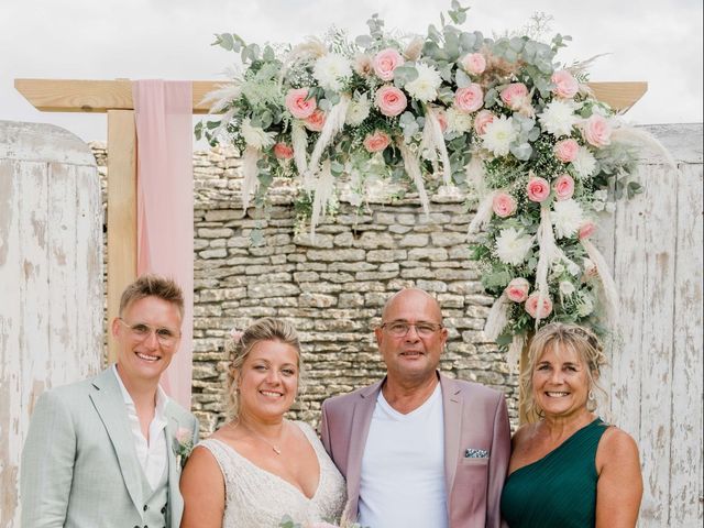 Le mariage de Johan et Virginie à Bernières-sur-Mer, Calvados 19