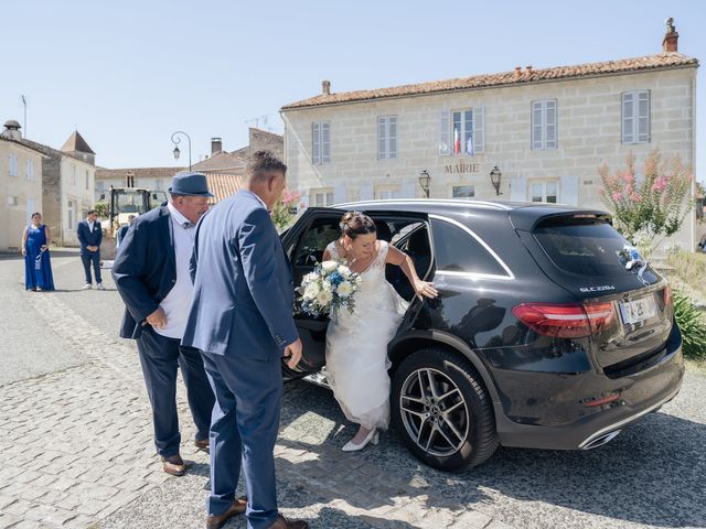 Le mariage de Véronique et Remy à Saintes, Charente Maritime 23