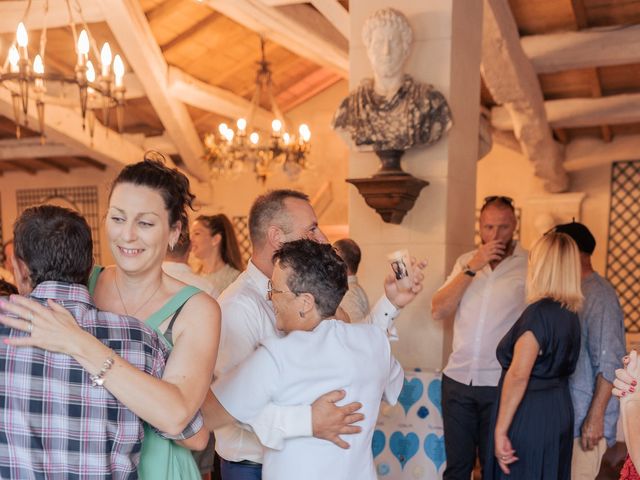 Le mariage de Véronique et Remy à Saintes, Charente Maritime 52