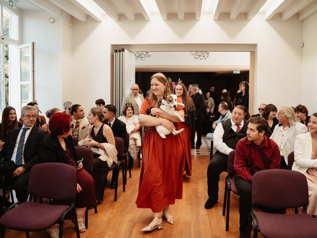 Le mariage de Marine et Océane à Jouarre, Seine-et-Marne 18