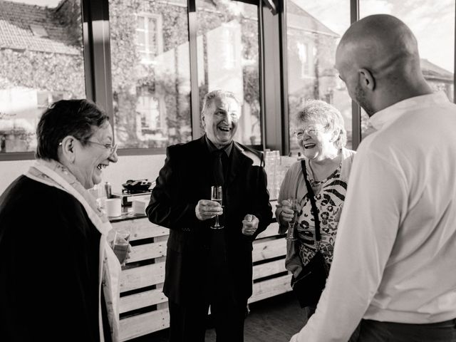 Le mariage de Marine et Océane à Jouarre, Seine-et-Marne 37