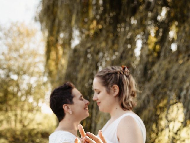 Le mariage de Marine et Océane à Jouarre, Seine-et-Marne 46