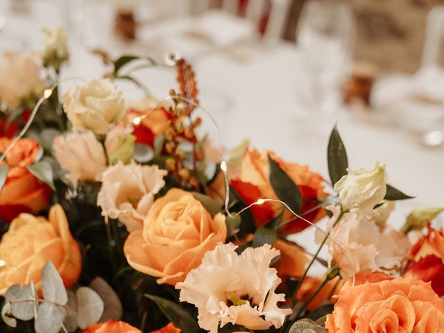Le mariage de Marine et Océane à Jouarre, Seine-et-Marne 56