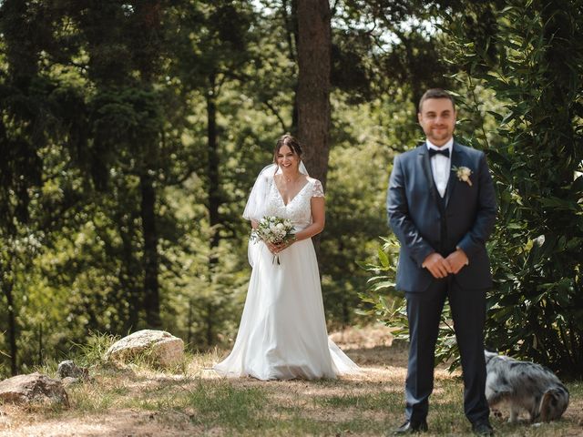 Le mariage de Remy et Emilie à Saint-Georges-les-Bains, Ardèche 16