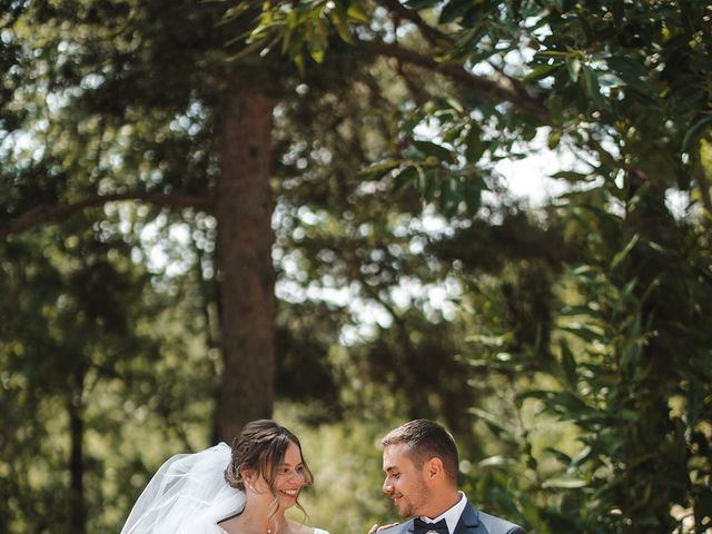 Le mariage de Remy et Emilie à Saint-Georges-les-Bains, Ardèche 17