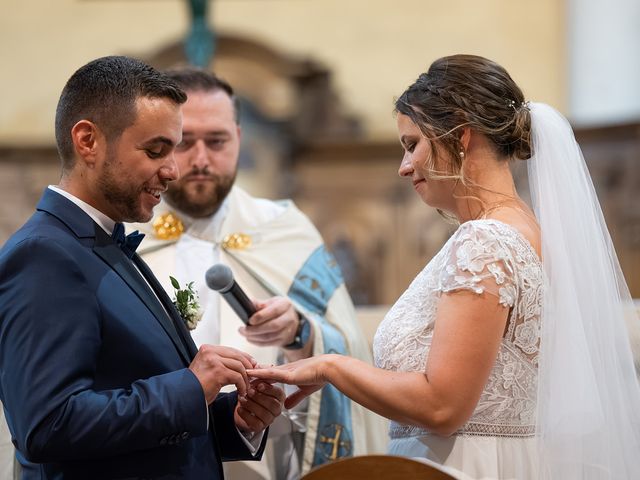Le mariage de Remy et Emilie à Saint-Georges-les-Bains, Ardèche 27