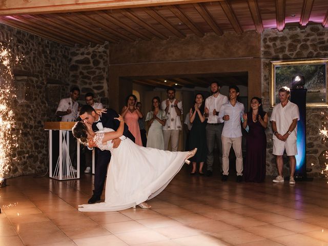 Le mariage de Remy et Emilie à Saint-Georges-les-Bains, Ardèche 56