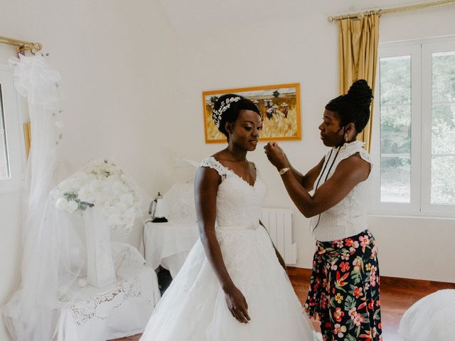 Le mariage de Patrolie et Sarah à Fresneaux-Montchevreuil, Oise 19