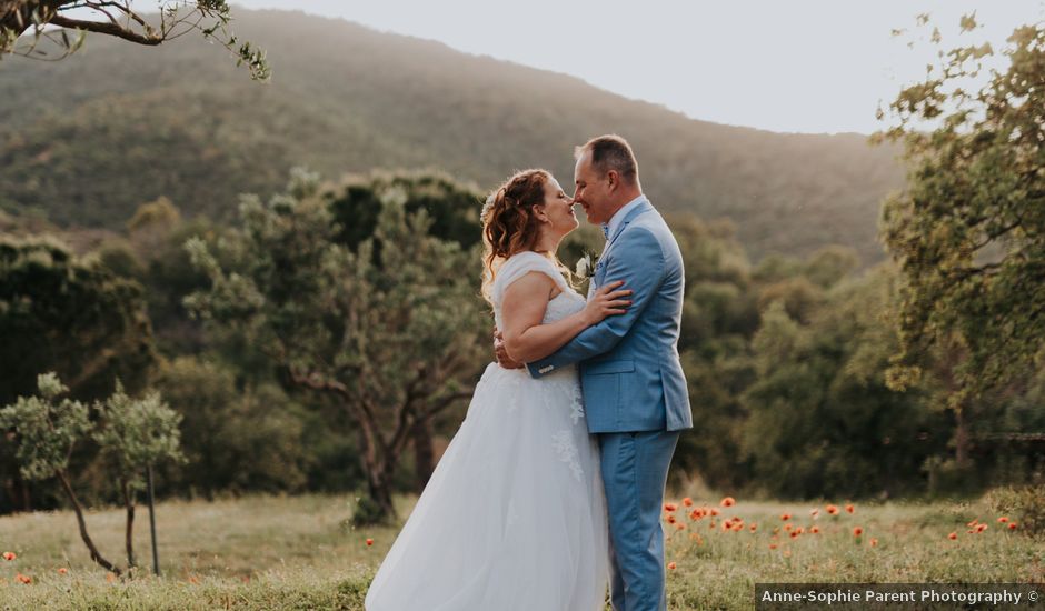 Le mariage de Stéphane et Krystal à Roquebrune-sur Argens, Var