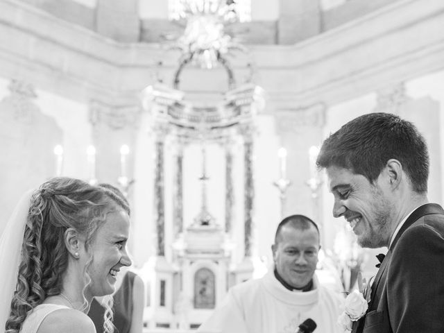 Le mariage de Timothée et Agathe à Orgon, Bouches-du-Rhône 14