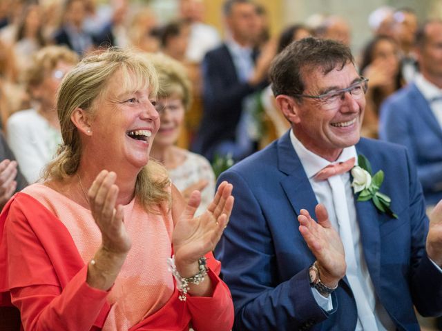 Le mariage de Timothée et Agathe à Orgon, Bouches-du-Rhône 16