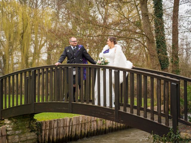 Le mariage de Clément et Aurélie à Croisy-sur-Eure, Eure 13