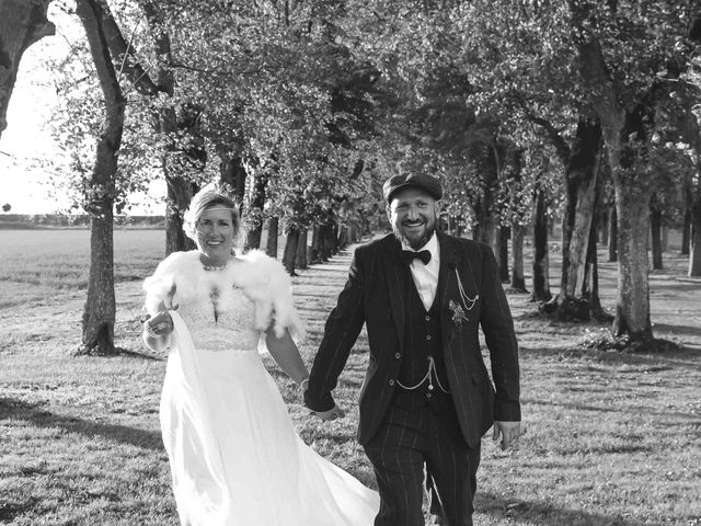 Le mariage de Matthieu et Virginie à Saint-Xandre, Charente Maritime 24