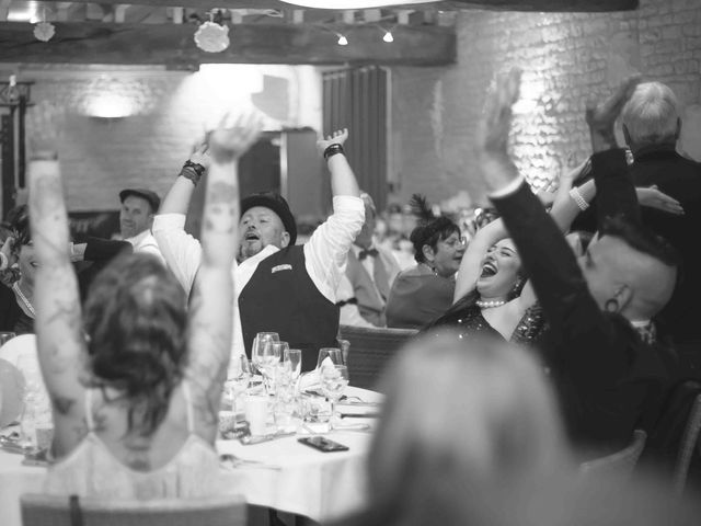 Le mariage de Matthieu et Virginie à Saint-Xandre, Charente Maritime 33