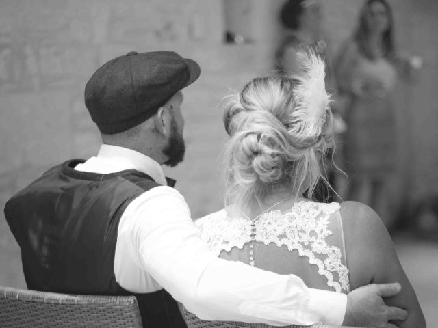 Le mariage de Matthieu et Virginie à Saint-Xandre, Charente Maritime 36