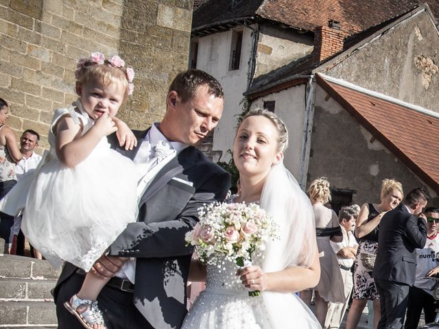 Le mariage de Romain et Sarah à Cosne-d&apos;Allier, Allier 19