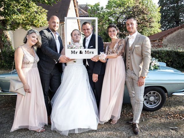 Le mariage de Romain et Sarah à Cosne-d&apos;Allier, Allier 25