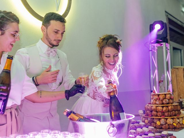 Le mariage de Ilgun et Tiphaine à Saint-Bonnet-les-Oules, Loire 46