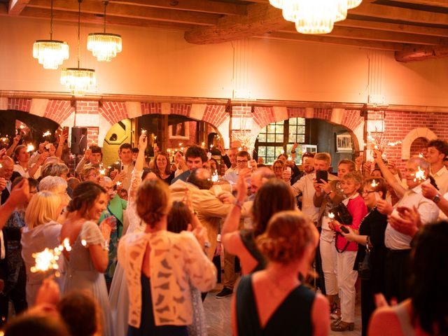 Le mariage de Jeroen et Marion  à Pecq, Hainaut 24