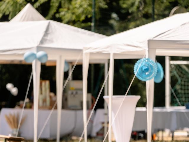 Le mariage de Etienne et Emilie à Quingey, Doubs 33