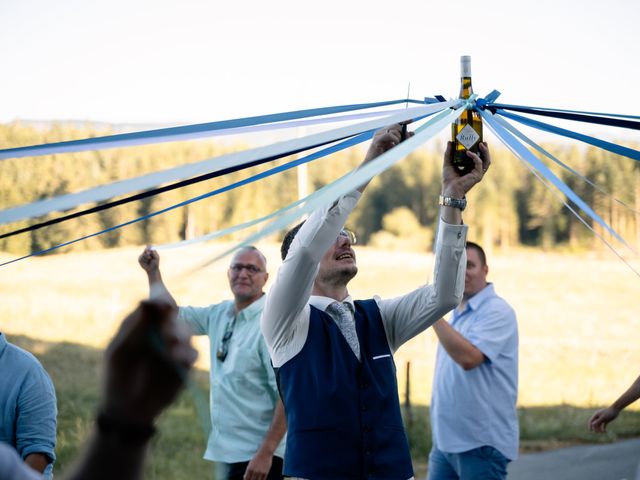 Le mariage de Etienne et Emilie à Quingey, Doubs 43