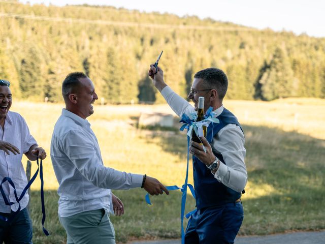 Le mariage de Etienne et Emilie à Quingey, Doubs 46