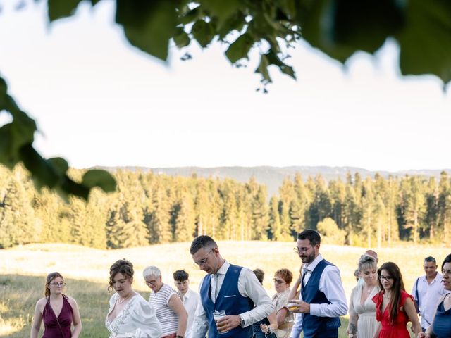 Le mariage de Etienne et Emilie à Quingey, Doubs 47