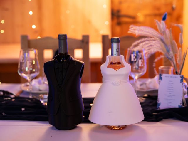 Le mariage de Etienne et Emilie à Quingey, Doubs 52