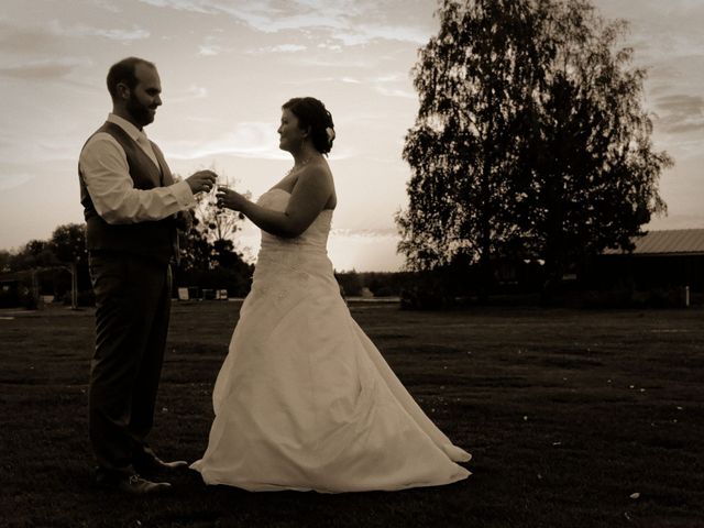 Le mariage de Bruno et May-Nsia à Marcilly-en-Villette, Loiret 17