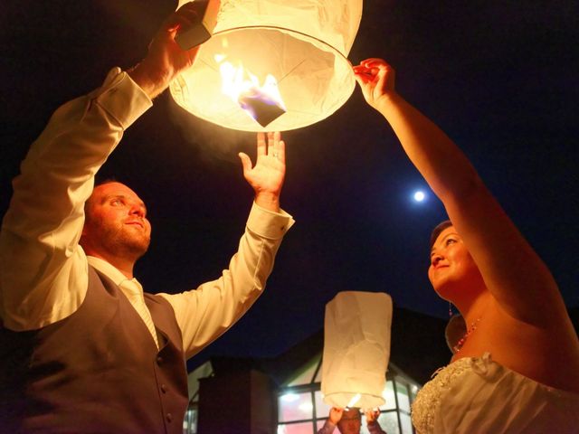 Le mariage de Bruno et May-Nsia à Marcilly-en-Villette, Loiret 18