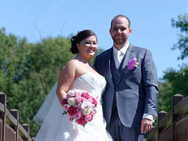 Le mariage de Bruno et May-Nsia à Marcilly-en-Villette, Loiret 21