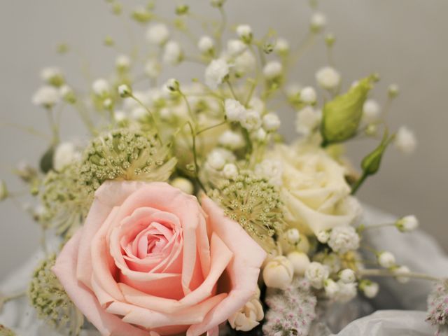 Le mariage de Olivier et Camille à Saint-Pey-de-Castets, Gironde 3