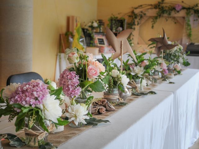 Le mariage de Olivier et Camille à Saint-Pey-de-Castets, Gironde 15