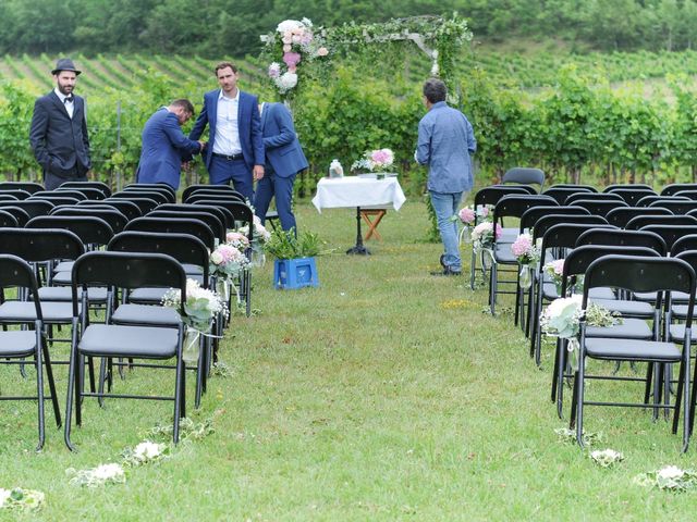 Le mariage de Olivier et Camille à Saint-Pey-de-Castets, Gironde 24