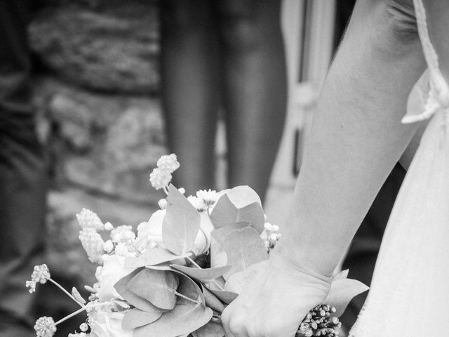 Le mariage de Olivier et Camille à Saint-Pey-de-Castets, Gironde 39