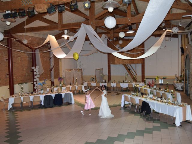 Le mariage de Daisy et Noémie à Verfeil, Haute-Garonne 18