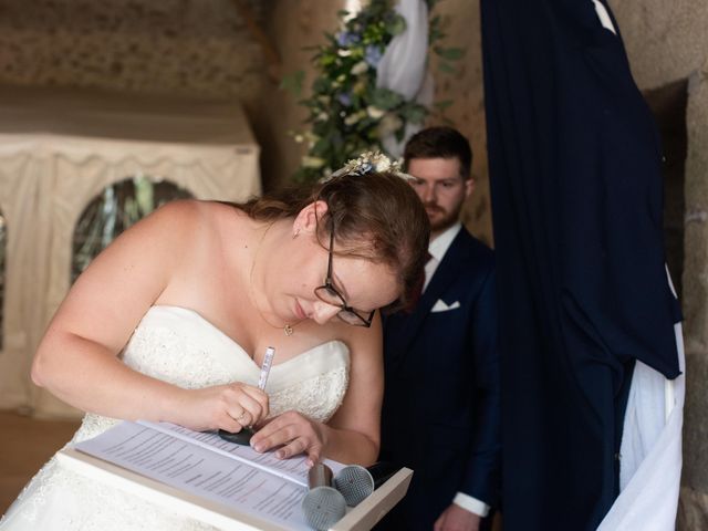 Le mariage de Julien et Manon à Les Herbiers, Vendée 32