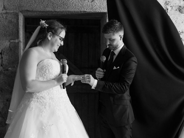 Le mariage de Julien et Manon à Les Herbiers, Vendée 35