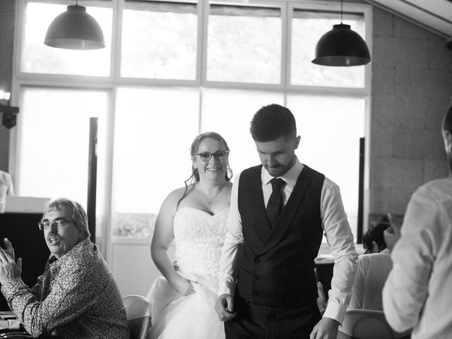 Le mariage de Julien et Manon à Les Herbiers, Vendée 57