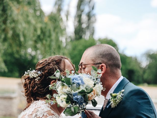 Le mariage de Andrea et Céline à Hautevesnes, Aisne 32