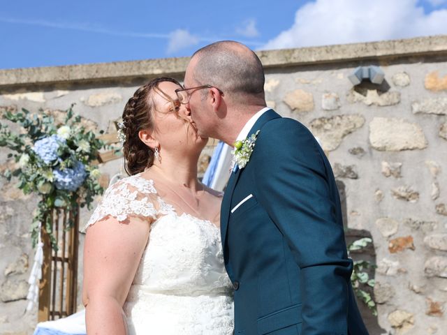 Le mariage de Andrea et Céline à Hautevesnes, Aisne 46