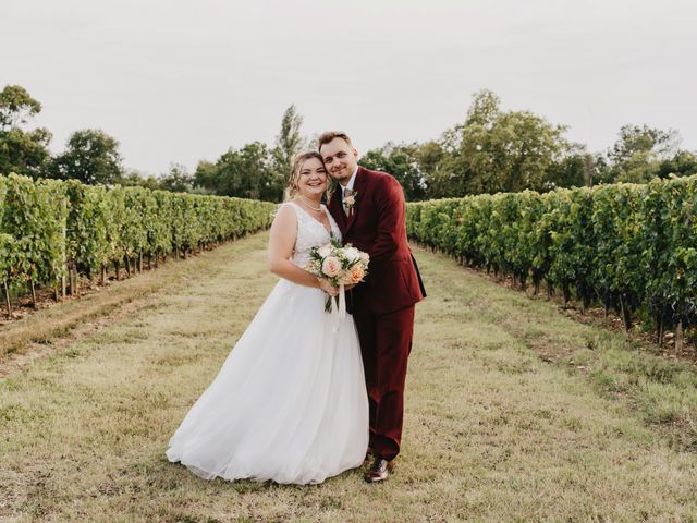 Le mariage de Jean-Christophe et Mélanie à Portets, Gironde 33