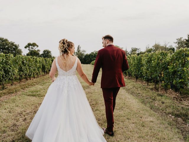 Le mariage de Jean-Christophe et Mélanie à Portets, Gironde 35