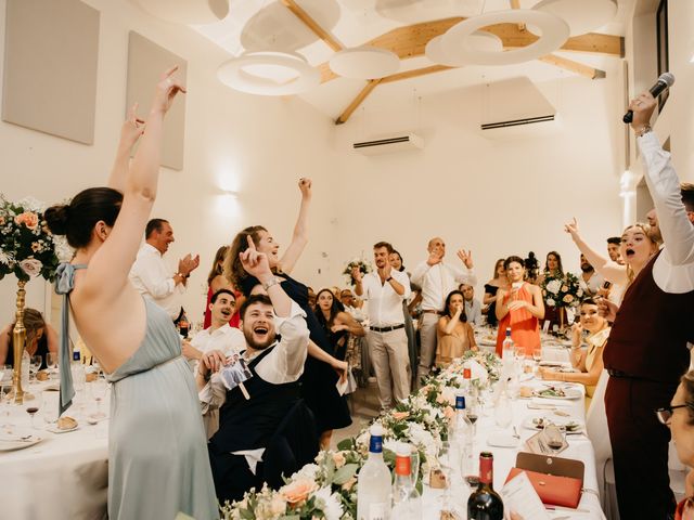 Le mariage de Jean-Christophe et Mélanie à Portets, Gironde 56