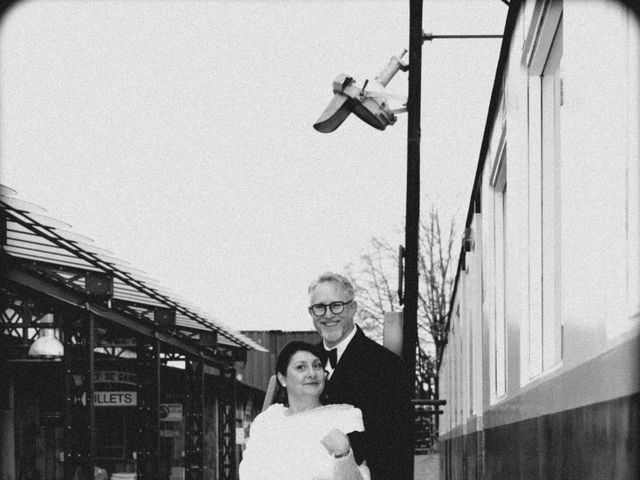 Le mariage de Jean-Marc et Anne à Jouy-Mauvoisin, Yvelines 27