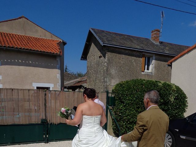 Le mariage de Mathieu et Camille à Cherves, Vienne 16