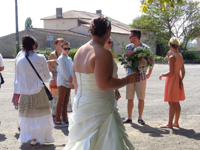 Le mariage de Mathieu et Camille à Cherves, Vienne 22