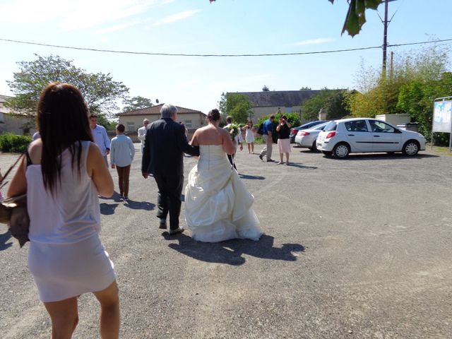 Le mariage de Mathieu et Camille à Cherves, Vienne 23