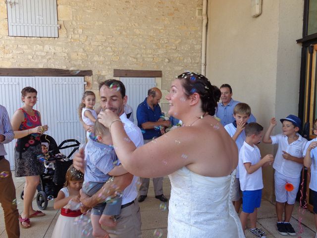 Le mariage de Mathieu et Camille à Cherves, Vienne 59