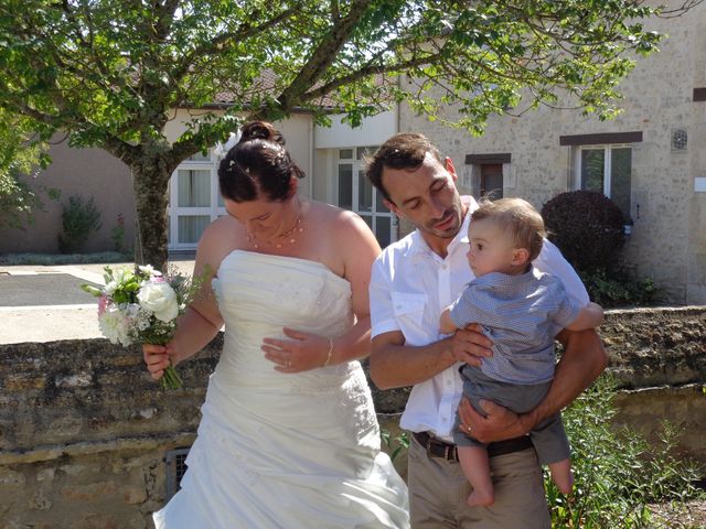 Le mariage de Mathieu et Camille à Cherves, Vienne 75